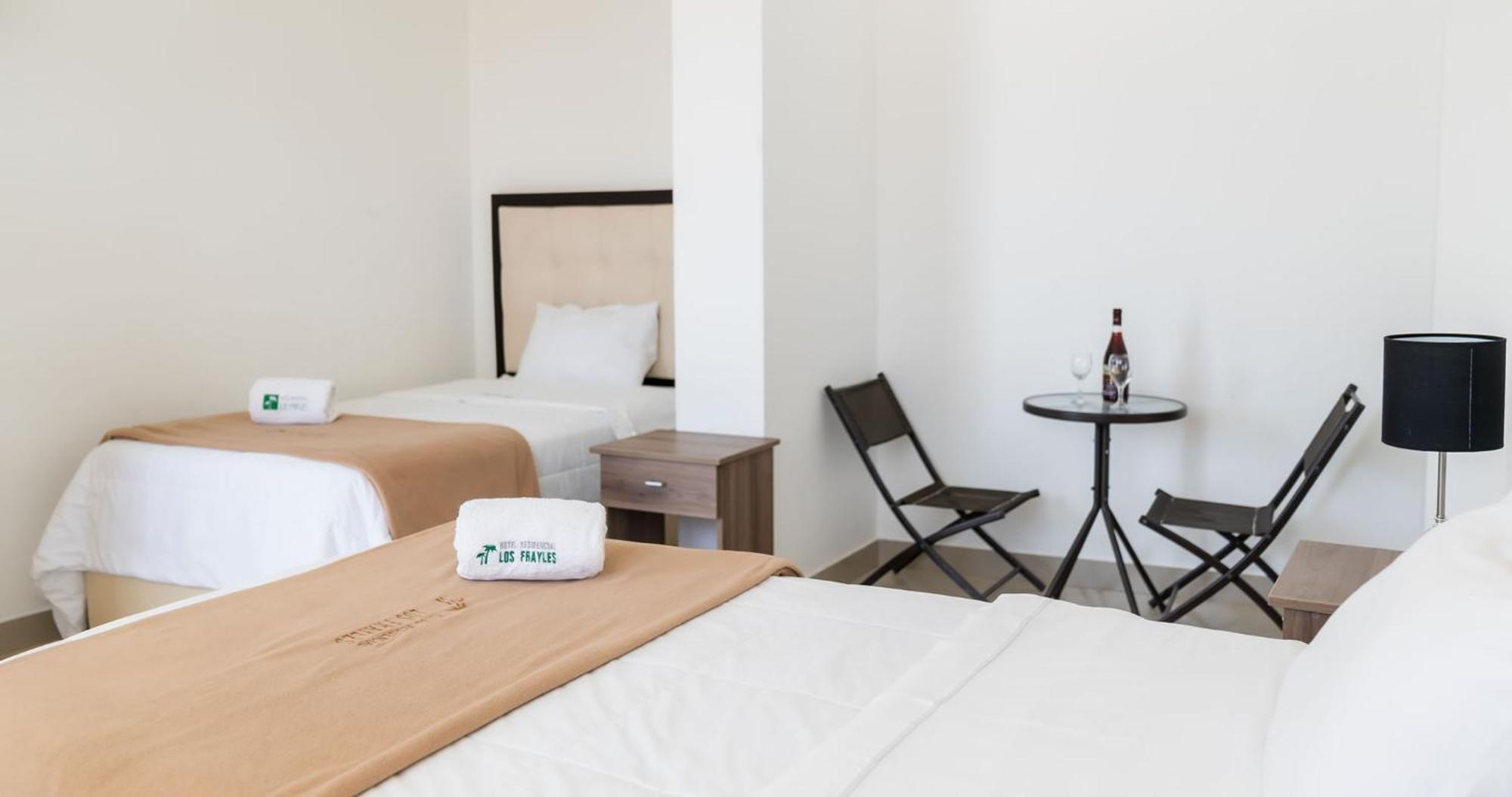 Hotel Residencial Los Frayles Паракас Экстерьер фото